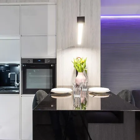 Amk 12 Premium Centrum Apartman *